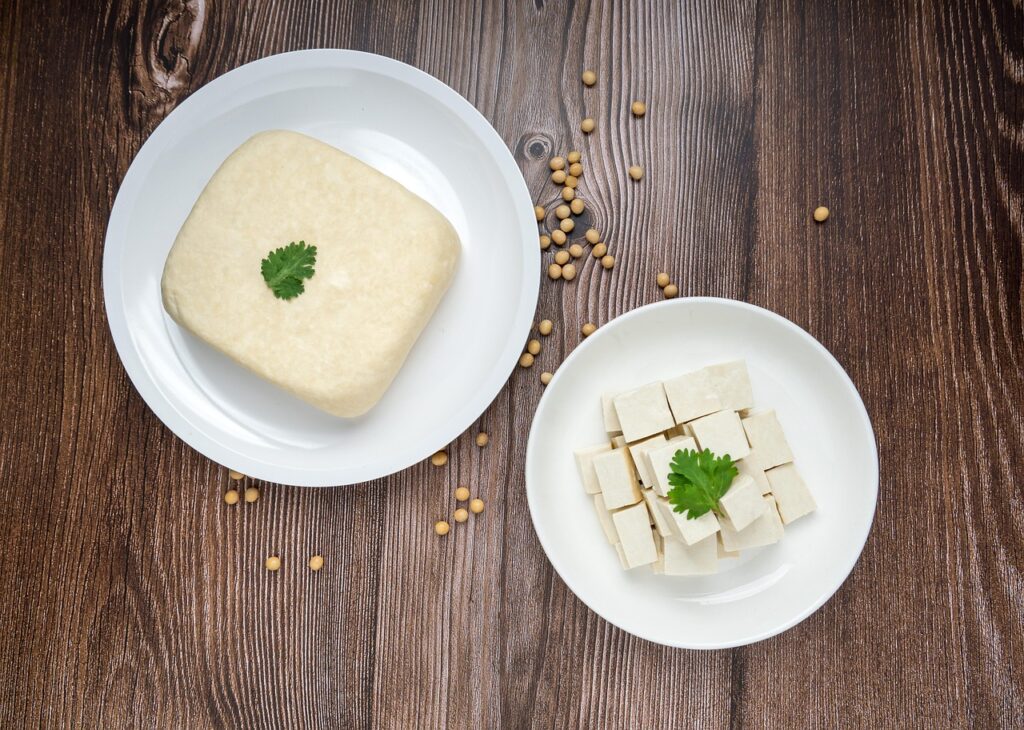 Alimentos para aliviar sofocos menopáusicos.